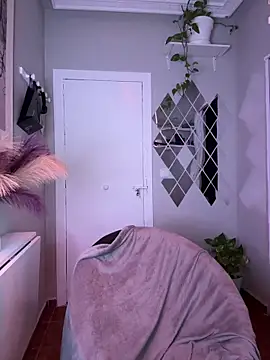 Snapshot of lacattiva chatting on 09-09-25, 08:30 lacattiva online show from 09-09-25, 08:30