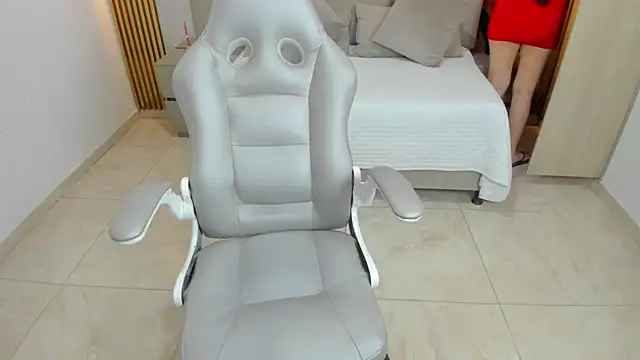 Keisha jalal online show from 11-04-25, 07:24