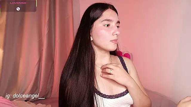 dulceangel   online show from 09-22-25, 04:25