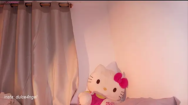 dulceangel   online show from 11-27-25, 03:08