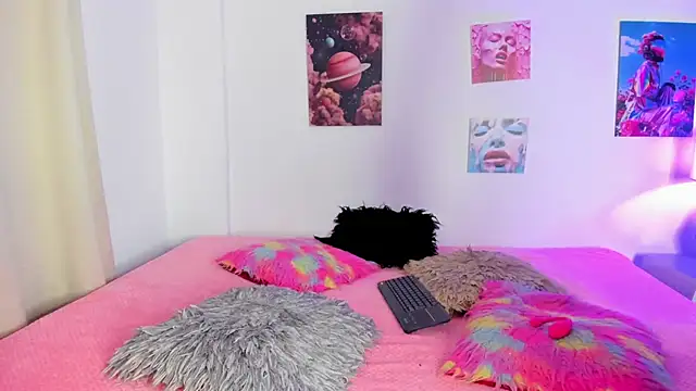 mia purplee online show from 10-02-25, 03:13