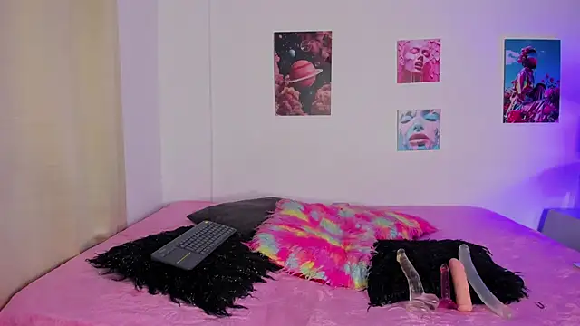 mia purplee online show from 10-21-25, 03:18