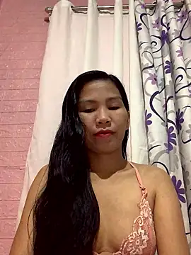 Snapshot of Cleo17 chatting on 01-08-26, 01:57 Cleo17 online show from 01-08-26, 01:57