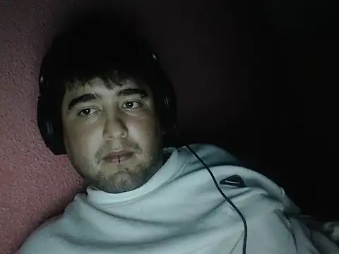 Snapshot of marccarter420s chatting on 12-14-25, 12:27 marccarter420s online show from 12-14-25, 12:27