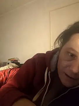 Snapshot of zeousseelphie chatting on 09-16-25, 07:15 zeousseelphie online show from 09-16-25, 07:15