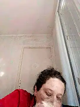 Snapshot of zeousseelphie chatting on 10-15-25, 09:53 zeousseelphie online show from 10-15-25, 09:53