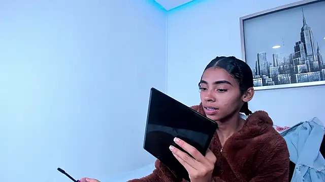 sarah ashbourne online show from 10-22-25, 01:44