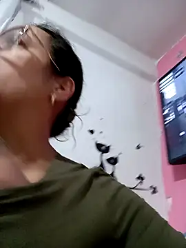 Lady 16 online show from 09-14-25, 10:53