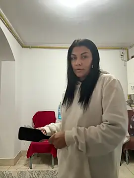 Snapshot of MiaKiittyy chatting on 09-09-25, 09:47 MiaKiittyy online show from 09-09-25, 09:47