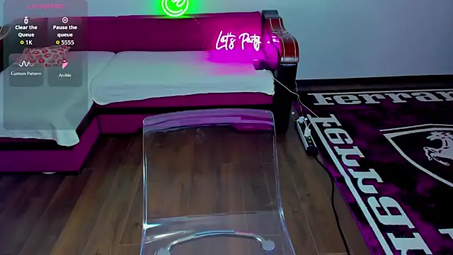 Snapshot of MiaKiittyy chatting on 11-24-25, 01:05 MiaKiittyy online show from 11-24-25, 01:05