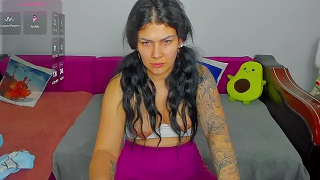 MiaKiittyy online show from 01-08-26, 05:37