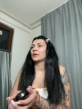 MiaKiittyy online show from 02-23-26, 11:02