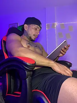 DeimonOficial online show from 10-03-25, 02:52