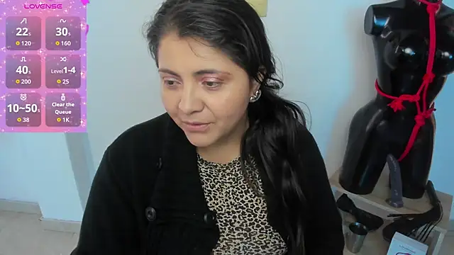 TifanyAmazinng online show from 09-26-25, 12:31