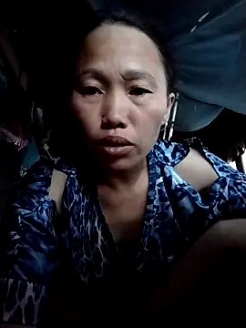 Snapshot of PhamPm70 chatting on 11-08-25, 12:44 PhamPm70 online show from 11-08-25, 12:44