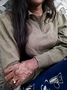 Snapshot of Aarti-kumri chatting on 11-14-25, 05:06 Aarti-kumri online show from 11-14-25, 05:06