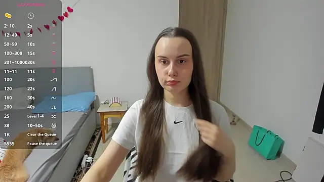 Snapshot of Kelly_Cartier chatting on 02-19-26, 05:42 Kelly Cartier online show from 02-19-26, 05:42