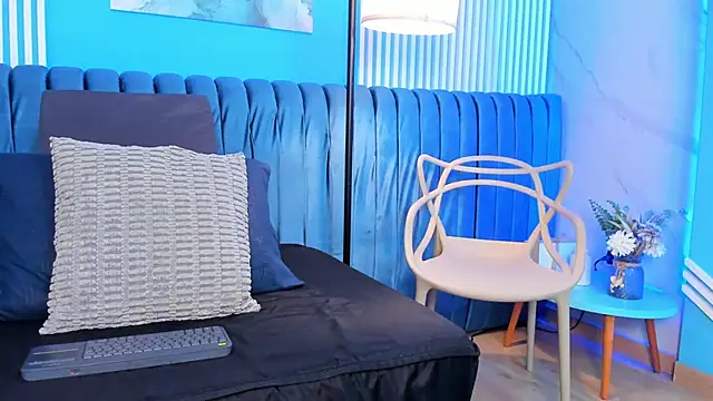 Snapshot of ariannaliss chatting on 01-09-26, 04:43 ariannaliss online show from 01-09-26, 04:43