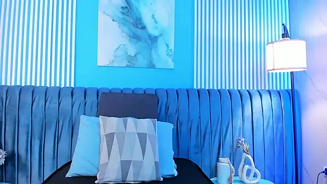 Snapshot of ariannaliss chatting on 01-12-26, 04:01 ariannaliss online show from 01-12-26, 04:01