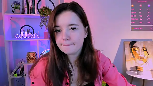 nika-still online show from 09-27-25, 04:23