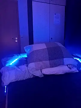 Teufel-in-weiss online show from 02-10-26, 10:03