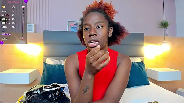  emma willliams  online show from 10-07-25, 04:37