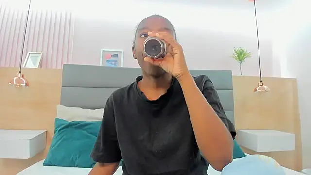  emma willliams  online show from 11-06-25, 01:45