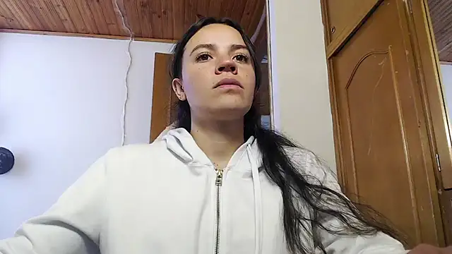 Skylar Serenity online show from 10-21-25, 07:14