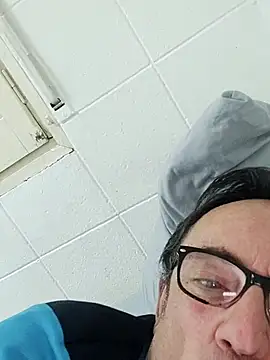 Txacas online show from 11-23-25, 03:17