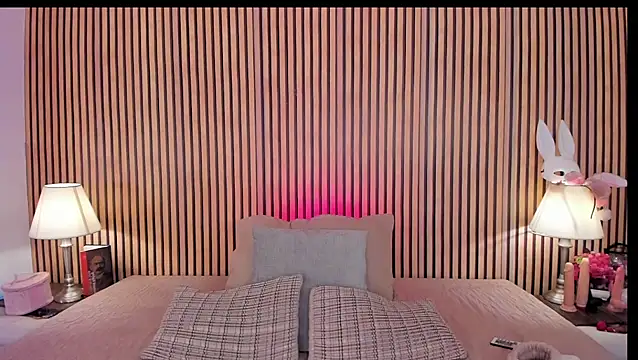 keeyla stone online show from 01-12-26, 10:59