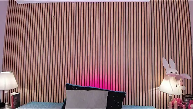 keeyla stone online show from 02-11-26, 10:59