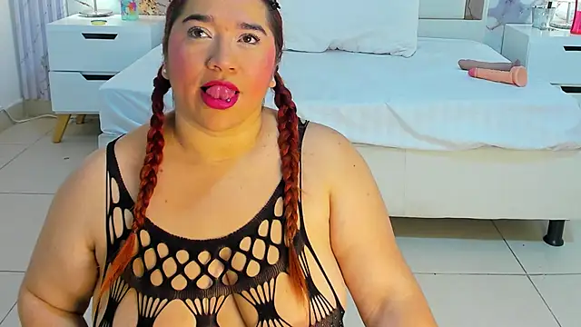 VanessaHard as online show from 10-07-25, 08:06