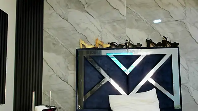 VanessaHard as online show from 01-10-26, 07:37