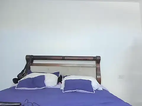 Jump rabbit online show from 10-14-25, 04:19