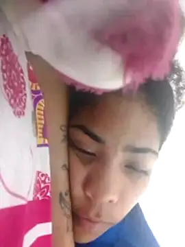 Snapshot of ZafiroAndFlynn chatting on 12-15-25, 05:44 ZafiroAndFlynn online show from 12-15-25, 05:44