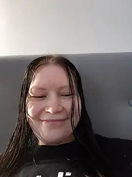 DragonFoxie online show from 10-10-25, 10:58