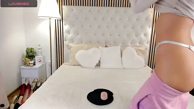 AlexiaLush online show from 10-16-25, 05:52