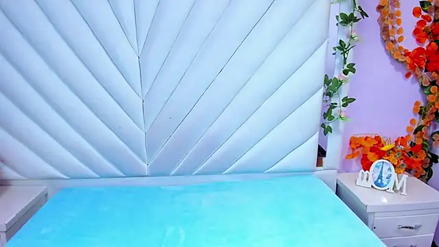  Luna Bennett online show from 10-14-25, 12:50