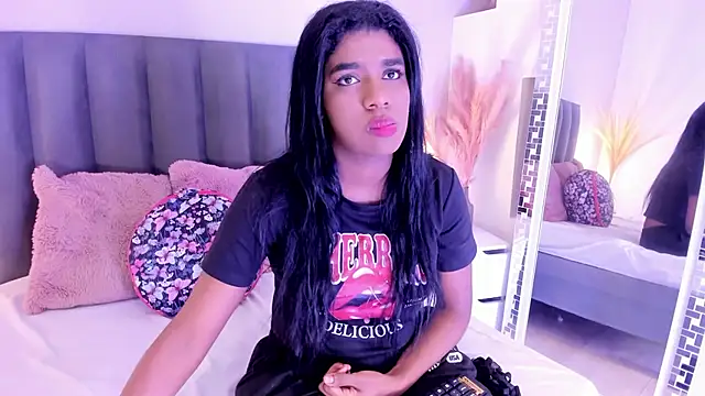 KendraChavez  online show from 11-17-25, 10:37