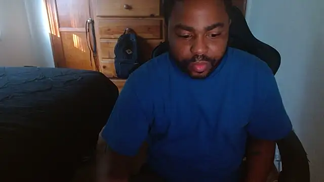 Snapshot of Breadwinnah chatting on 10-18-25, 02:51 Breadwinnah online show from 10-18-25, 02:51