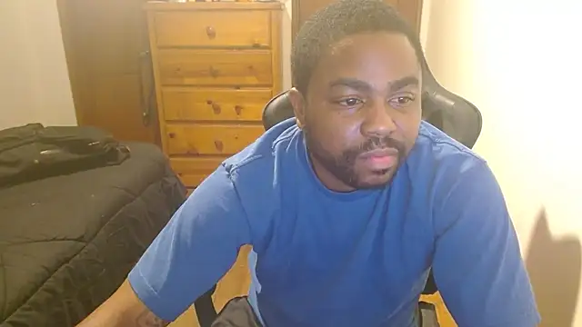 Snapshot of Breadwinnah chatting on 10-26-25, 06:52 Breadwinnah online show from 10-26-25, 06:52