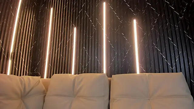 VioletRose as online show from 04-13-26, 02:50