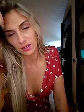 Melody1600 online show from 09-15-25, 07:58