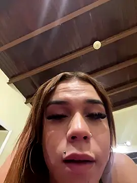 Snapshot of Makaela_Haddad chatting on 09-25-25, 06:28 Makaela Haddad online show from 09-25-25, 06:28