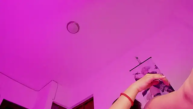 Snapshot of Nix_Girl chatting on 10-02-25, 07:59 Nix Girl online show from 10-02-25, 07:59