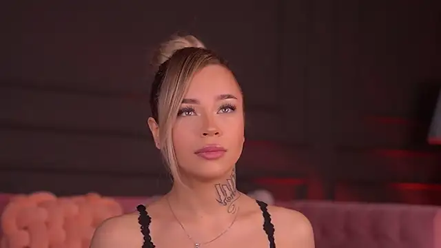 NickyBenz online show from 12-19-25, 07:32