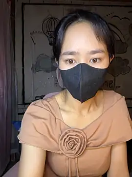 Snapshot of TiNa_04 chatting on 10-29-25, 11:50 TiNa 04 online show from 10-29-25, 11:50