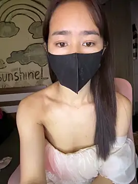 Snapshot of TiNa_04 chatting on 01-18-26, 12:25 TiNa 04 online show from 01-18-26, 12:25