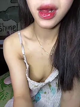 Snapshot of TiNa_04 chatting on 02-10-26, 12:04 TiNa 04 online show from 02-10-26, 12:04