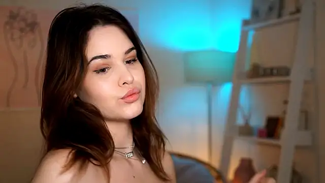 BustyGff online show from 10-22-25, 07:52